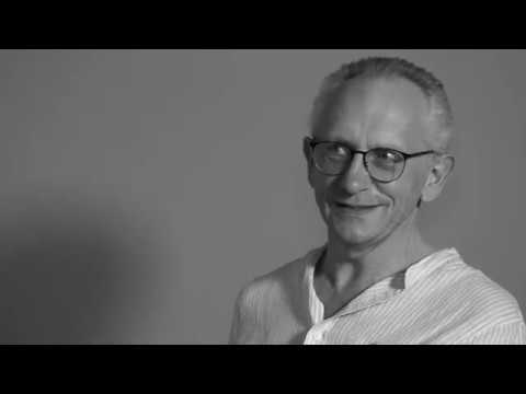 Par C19 afēru, rasismu, sabiedrības debilizāciju, un Kariņa mazattīstīto skolu - EDGARS KRAMIŅŠ. 2020.06.25.